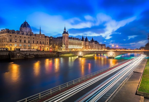 Rediscover France with Top Attractions and Celebrated French Cuisine