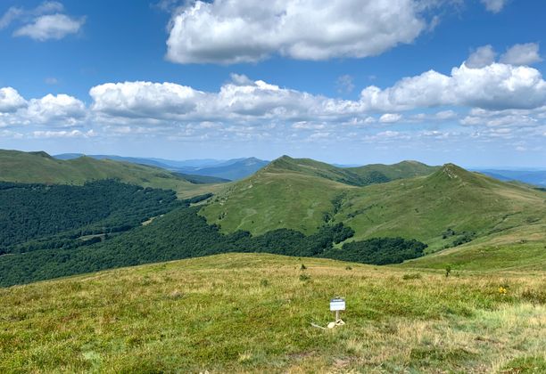 Lipiec 2021 na szlakach. Beskid Śląski i Bieszczady (oraz Góry Sanocko-Turczańskie).