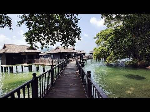 Private Boat to the Pangkor Laut Private Resort Island in Malaysia
