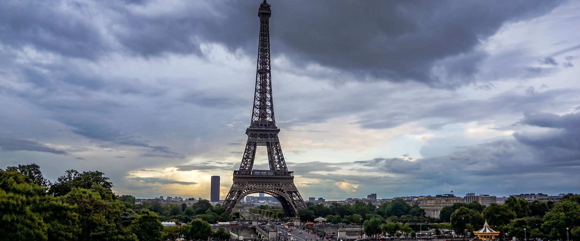 Rediscover France with Top Attractions and Celebrated French Cuisine