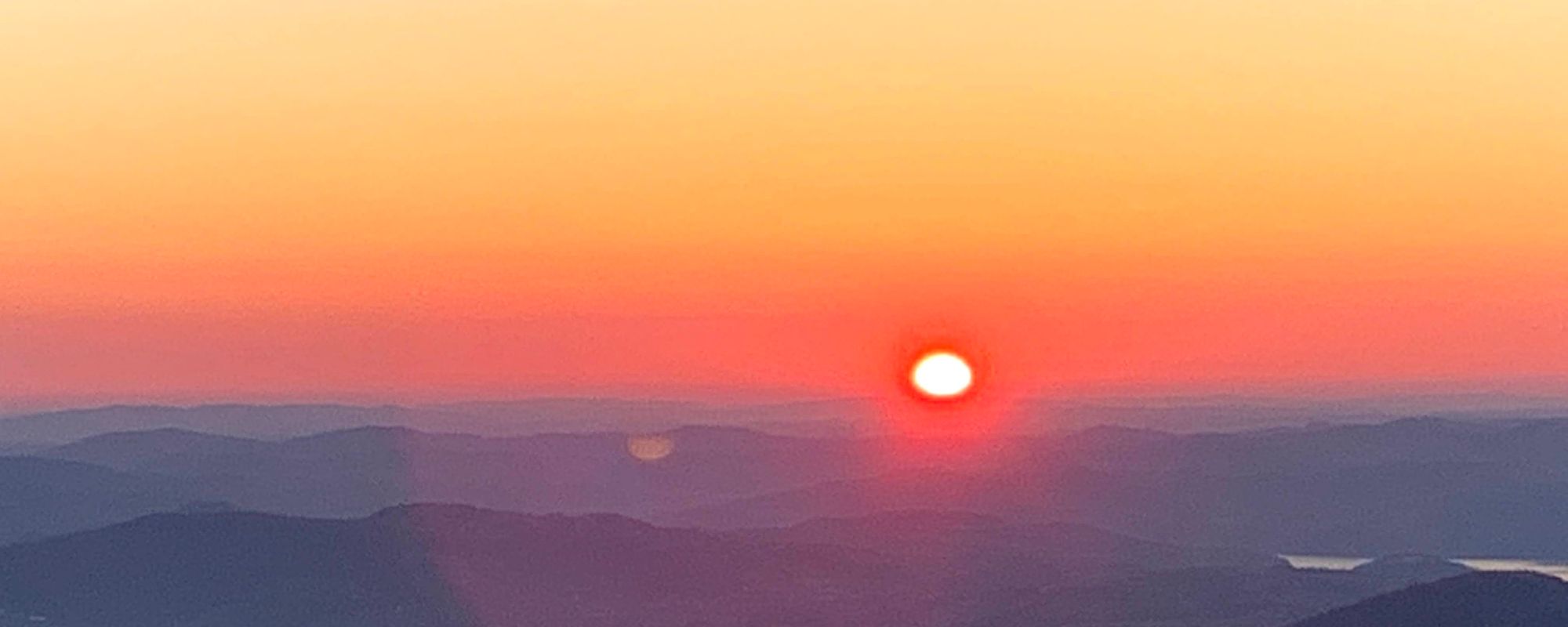 Kwiecień 2021 na szlakach. Wielka Racza, Gorce i Tour de Beskid Wyspowy.