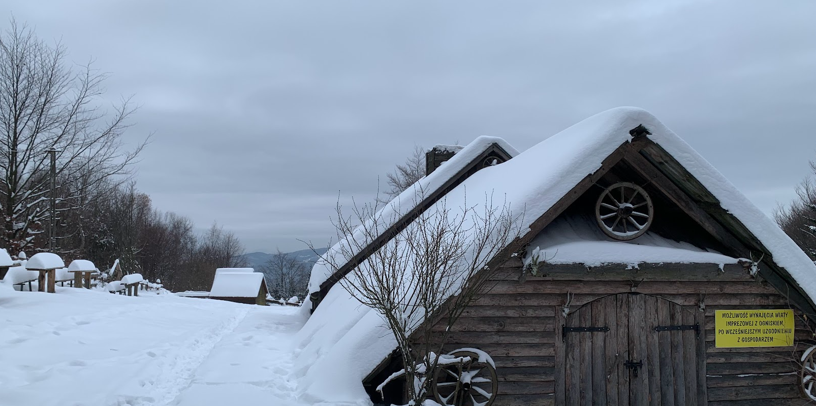 Idealna trasa na grudniowy dzień. Beskid Makowski: Poręba - Kamienniki - Polana Sucha - Kudłacze.