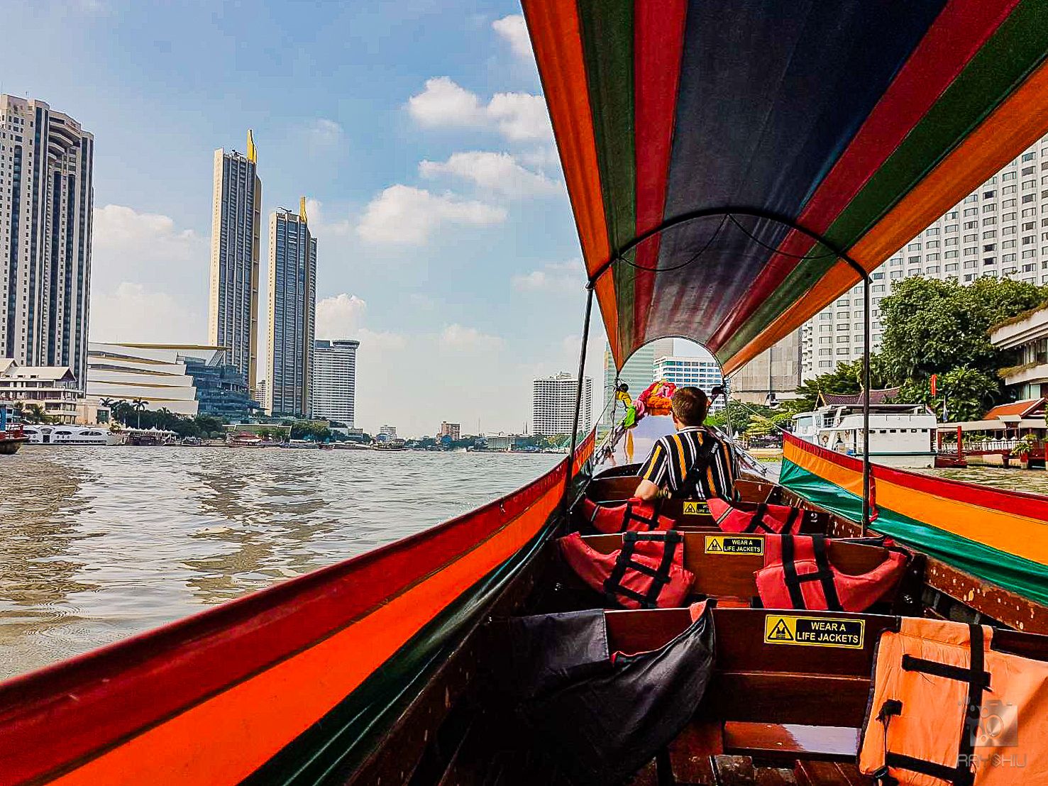Taking Bangkok's public transport to Wat Pho and Wat Arun