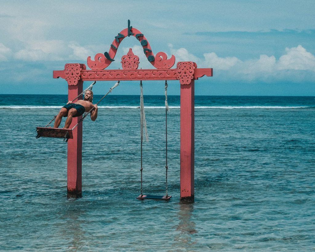 water swing gili trawangan