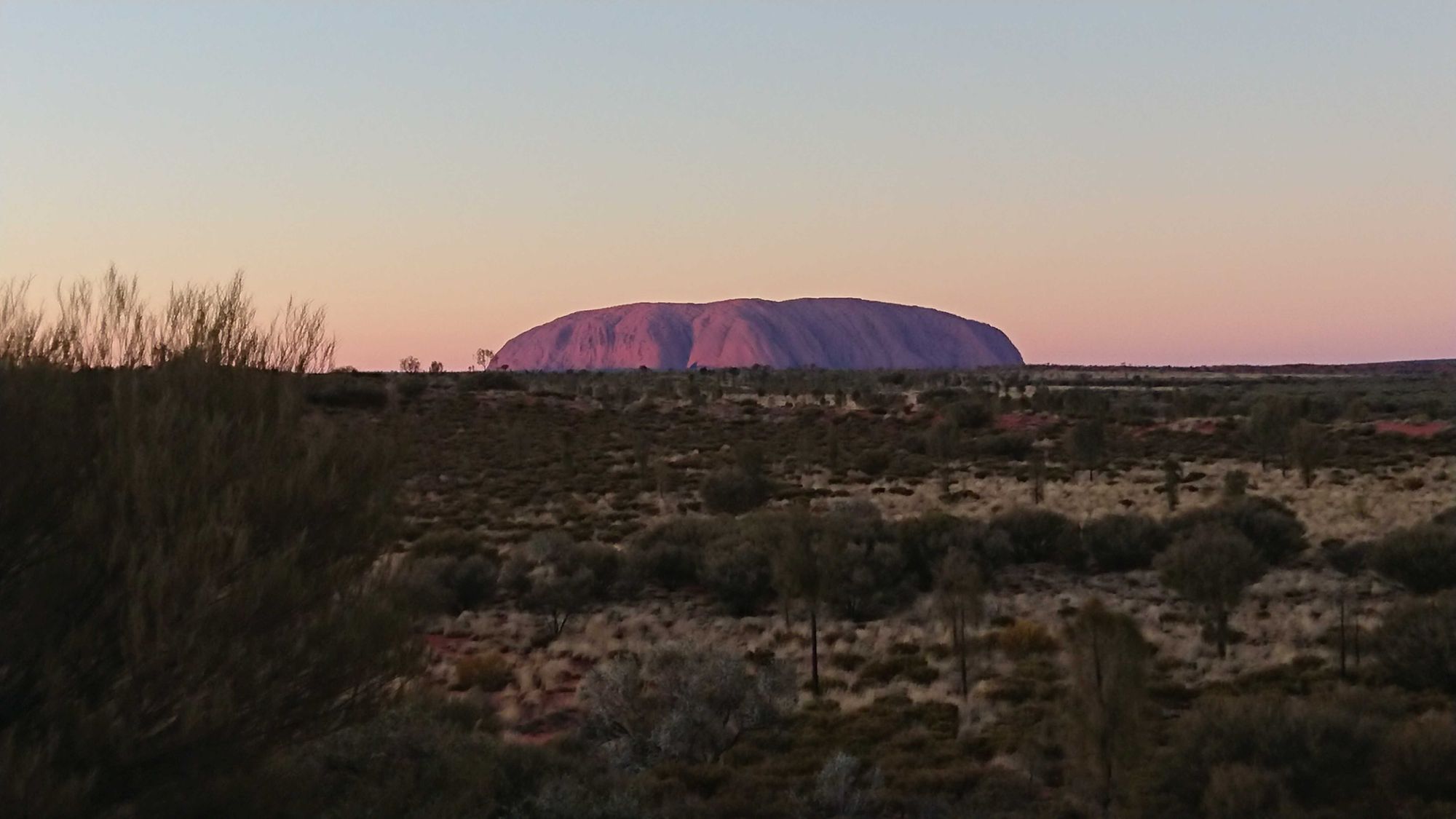 Hiking Around Uluru For A Birthday Treat (Actifit)