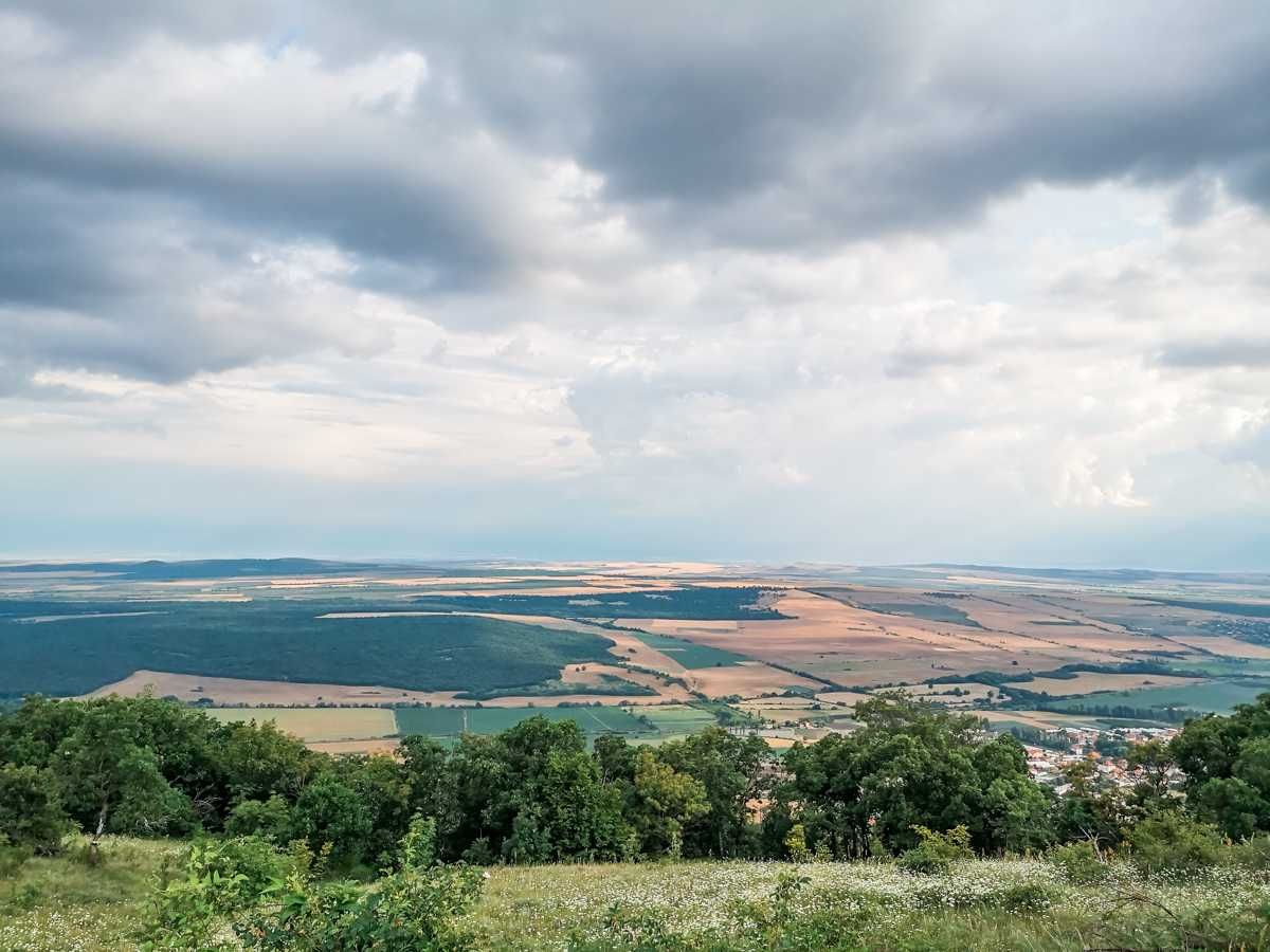 Karamanitsa area 🏞️ Topolica, Bulgaria 