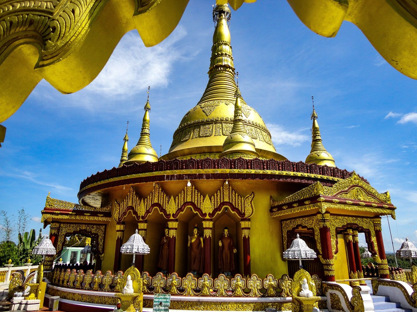 Buddha Dhatu Jadi - Golden Temple of Bandarban, Bangladesh