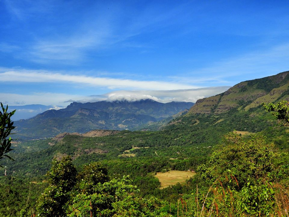 Exciting Yahangala mountain range for camping and cave exploring...