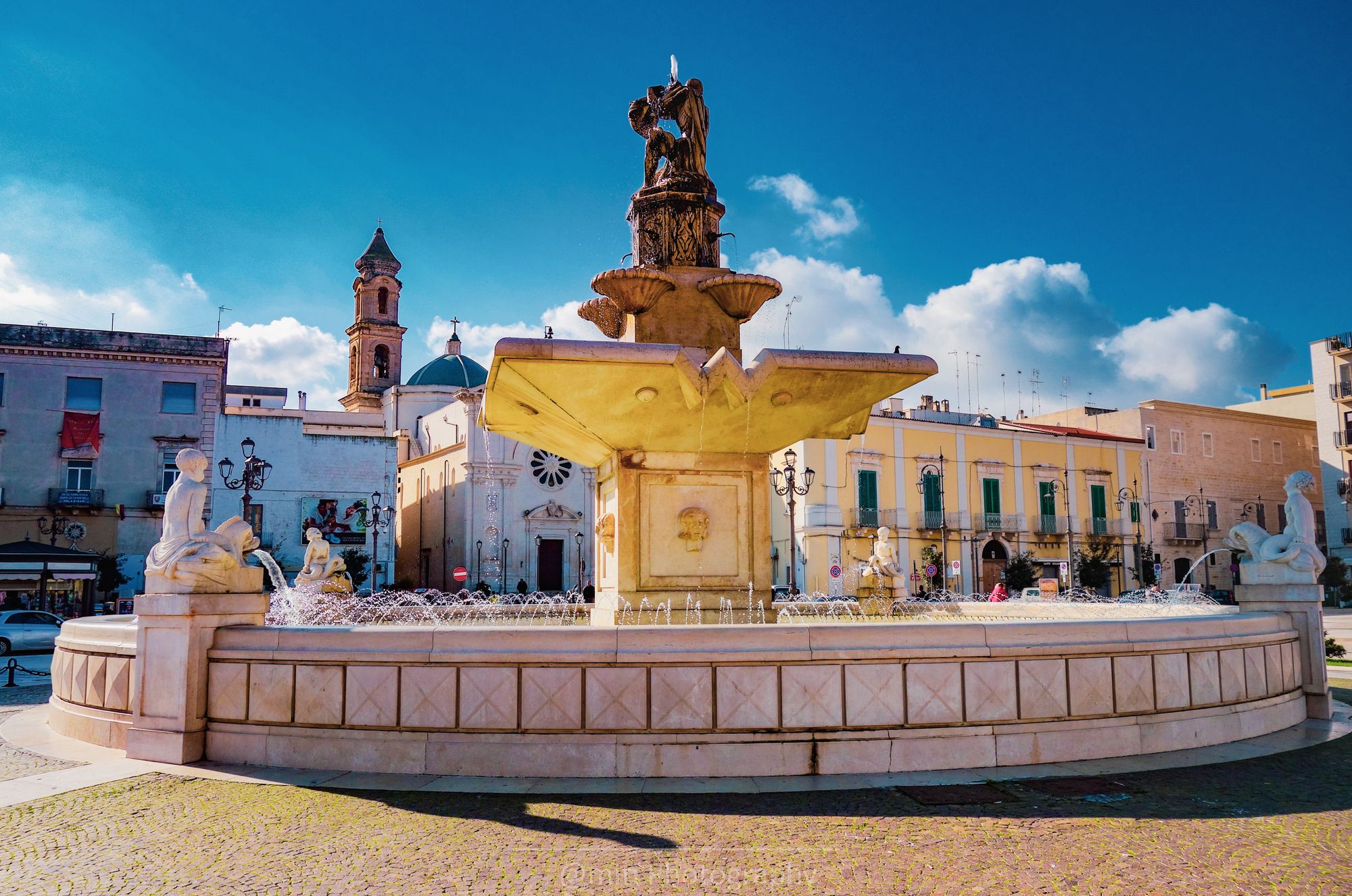 The town of Mola di Bari (Italy): a fishermen's village and more (part One).