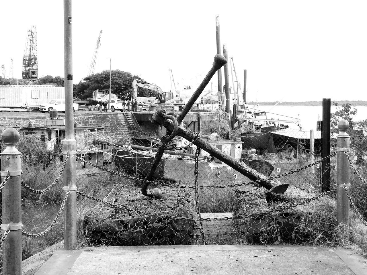 Much more than a counterweight, a piece of history (My entry for the "monomad" challenge) [Esp/Eng].