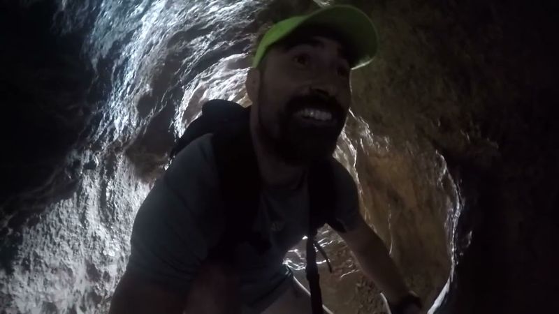 Crossing ”el Forat” (the Hole) towards its north face - Sierra de Bernia route (PR-CV 7) ⛰️🇪🇦