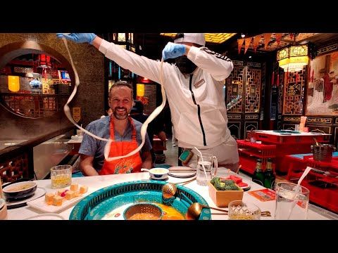 Chinese Themed Noodle Stretching Dance at Loong Mala Hotpot in Bangkok