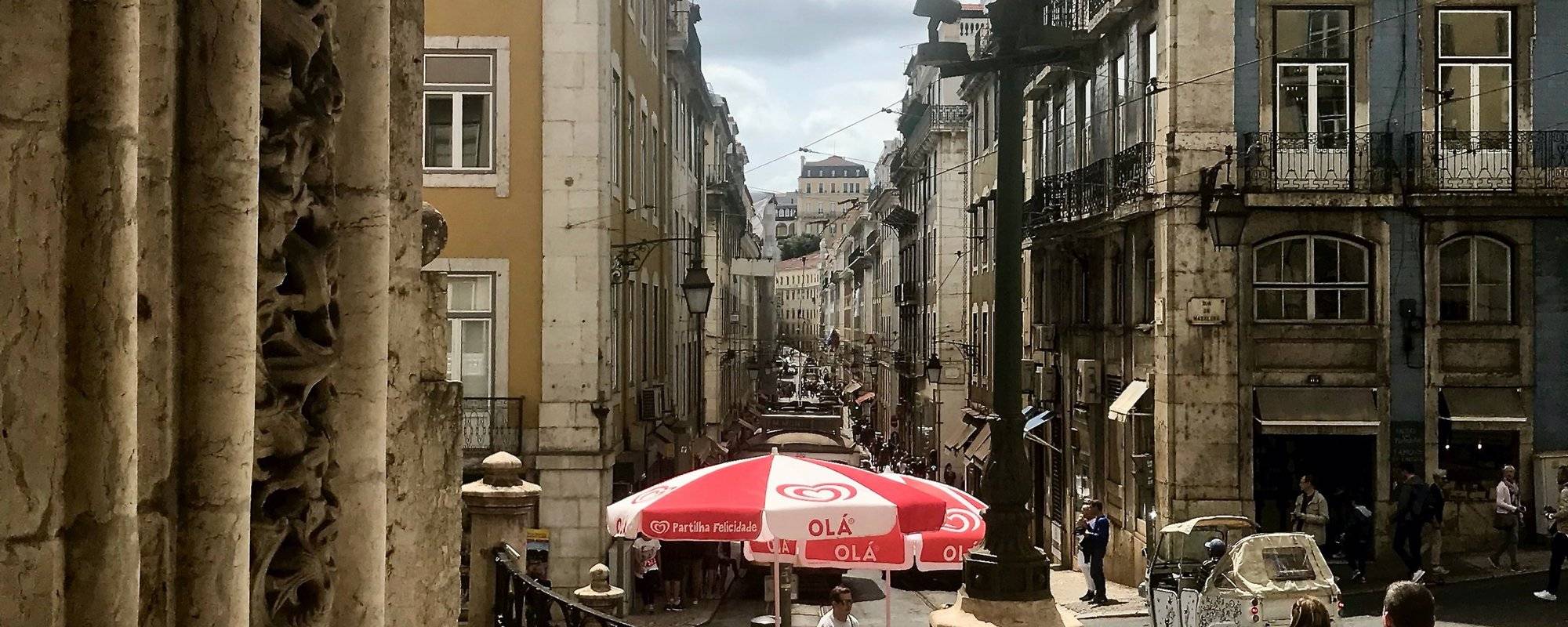 Travels in Portugal: Calcada Portuguesa (Portuguese Pavement) - Lisbon, Portugal 