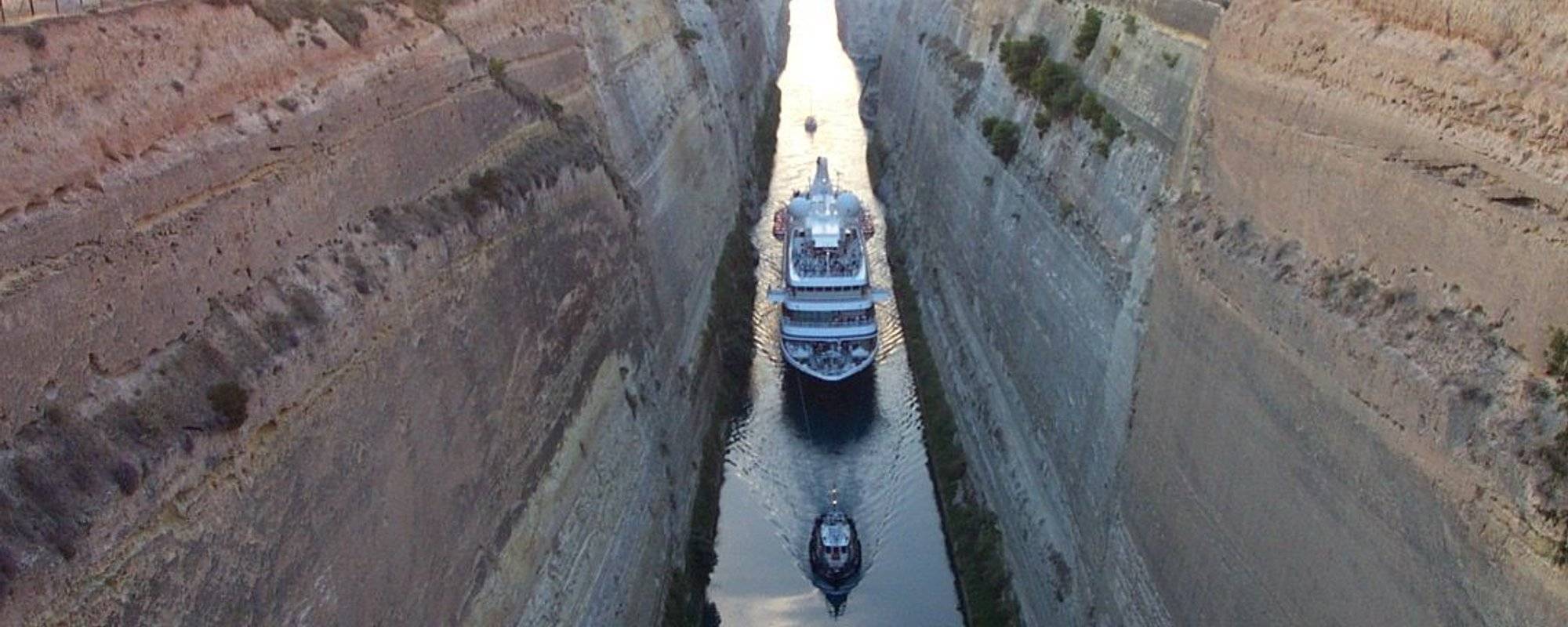 The Canal of Corinth, tip for a trip - Greece 