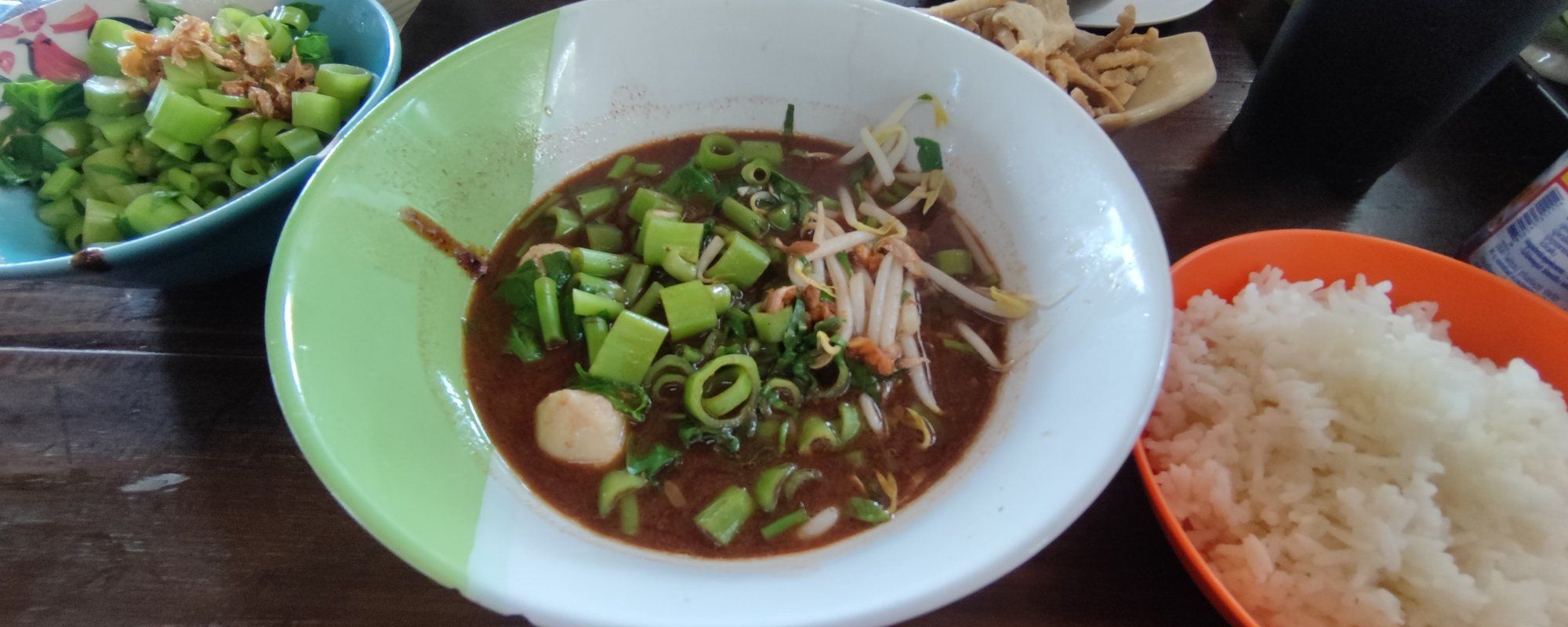 Today's menu: Pork noodle soup + plain rice from Nai Lue Noodles