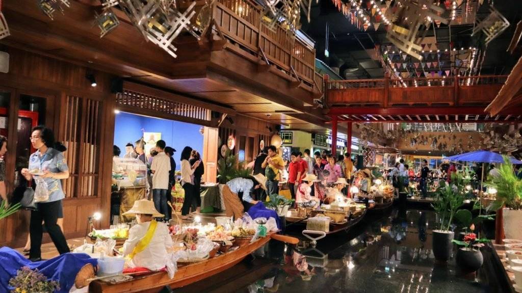 ICONSIAM Bangkok Mall Food Court Tour Floating Market Shopping in