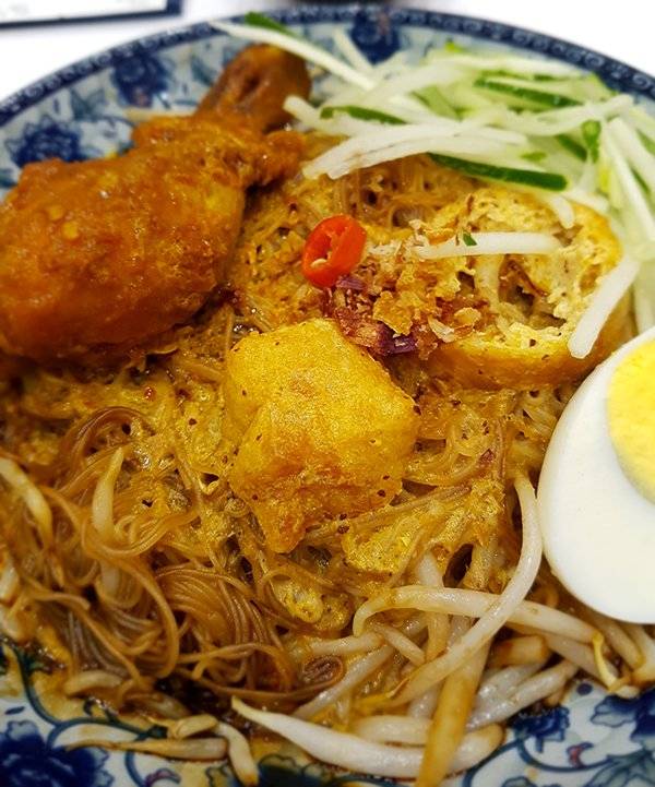 Nyonya Dry Curry Chick Noodle01.jpg