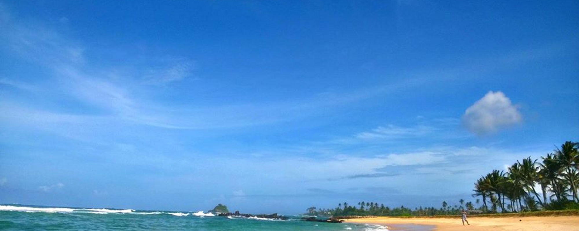 Midigama is the perfect place to enjoy the beauty of a free beach...