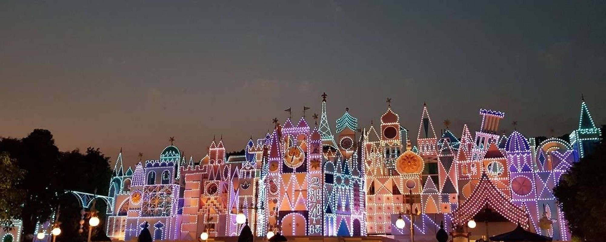 📷✈️It’s a Small World at Disneyland Hong Kong | 小小世界在香港迪士尼乐园 HK050  (by @ace108)