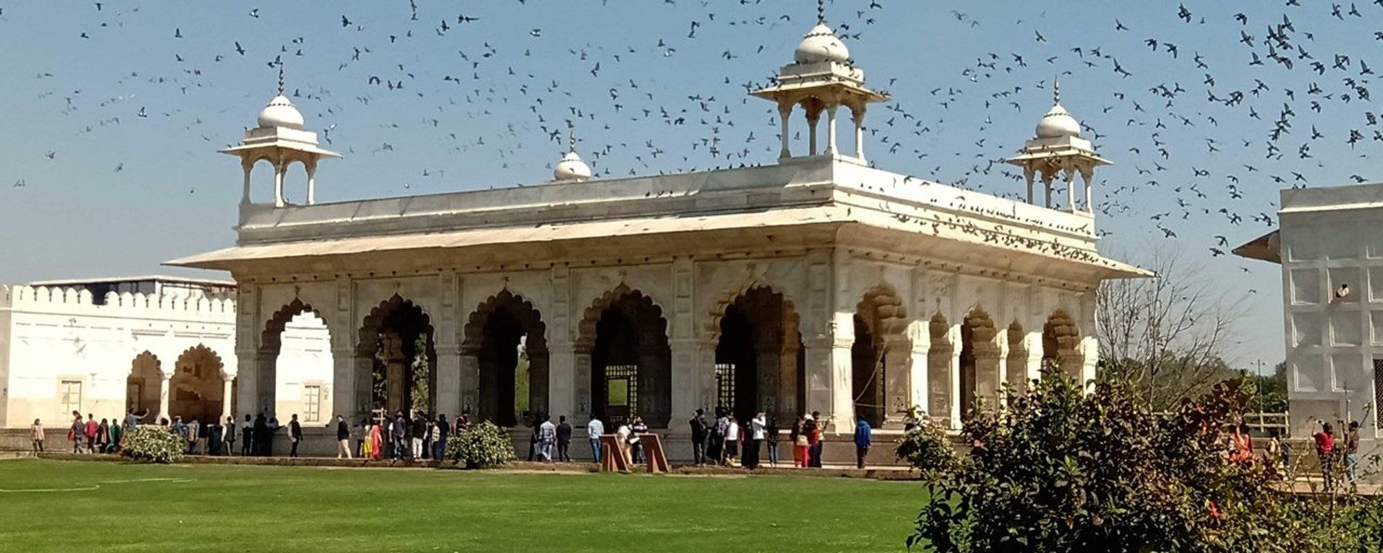 A Royal Private Palace : Diwan -E- Khas.