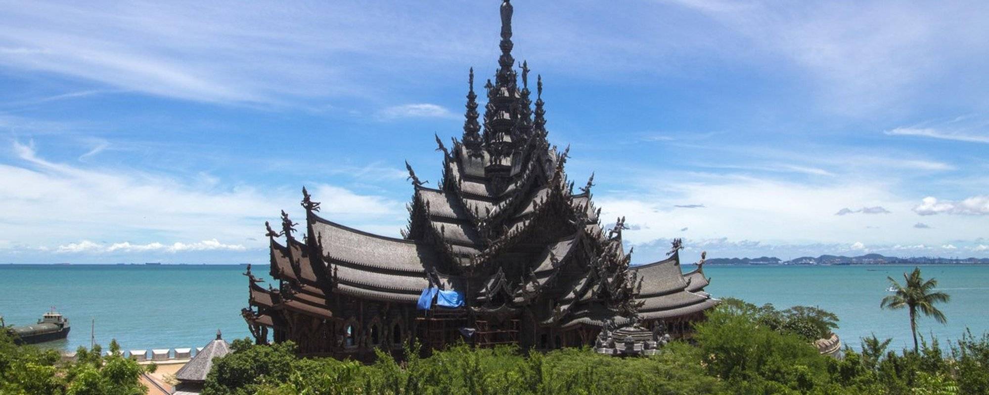 A visit to the Sanctuary of Truth (Pattaya, Thailand)