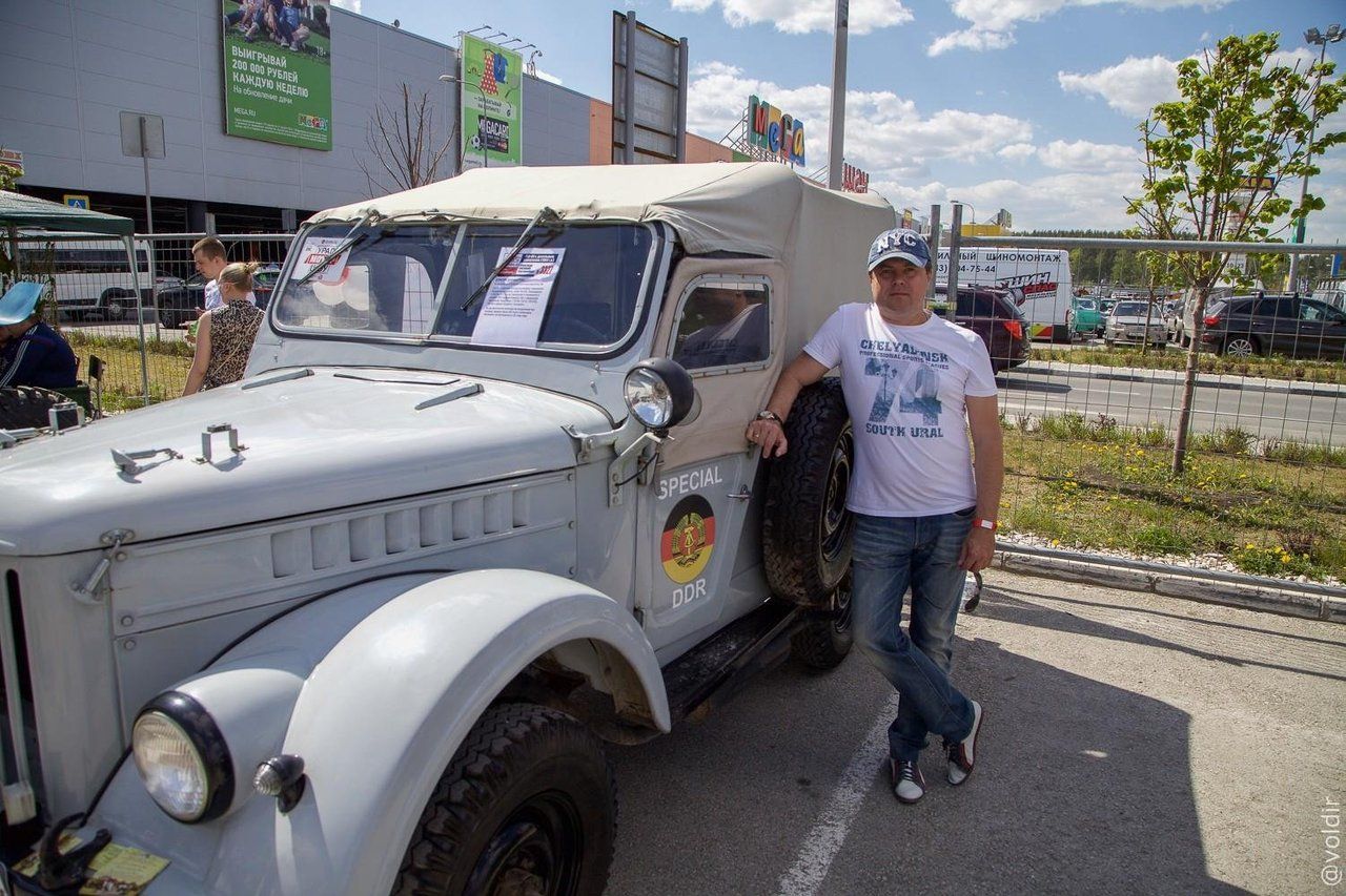 Jekaterinburg ”Ural Motor Show” Teil eins | Екатеринбург ”Урал Мотор Шоу”  Часть первая - TravelFeed