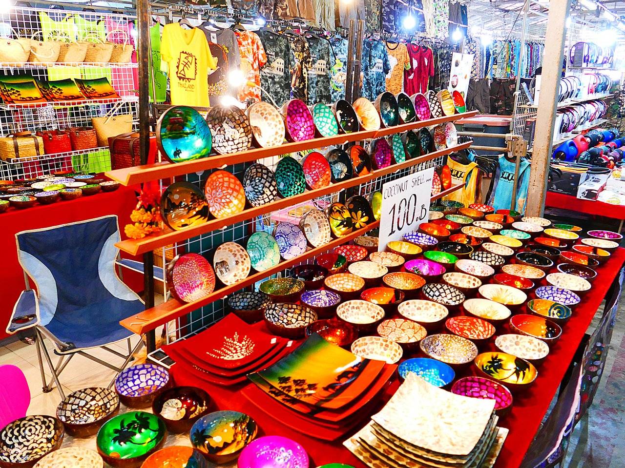 😮 Check out the LARGEST night market in Phuket! - TravelFeed