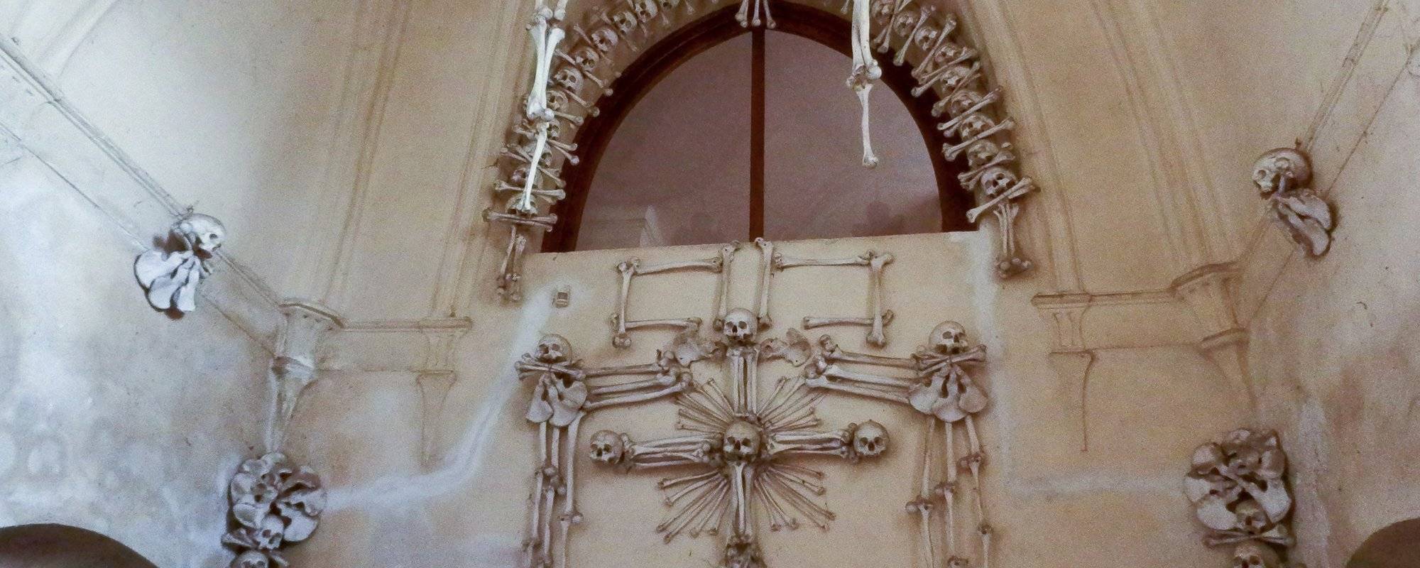 Kutna Hora, Czech Republic - Sedlec Ossuary: The bone church
