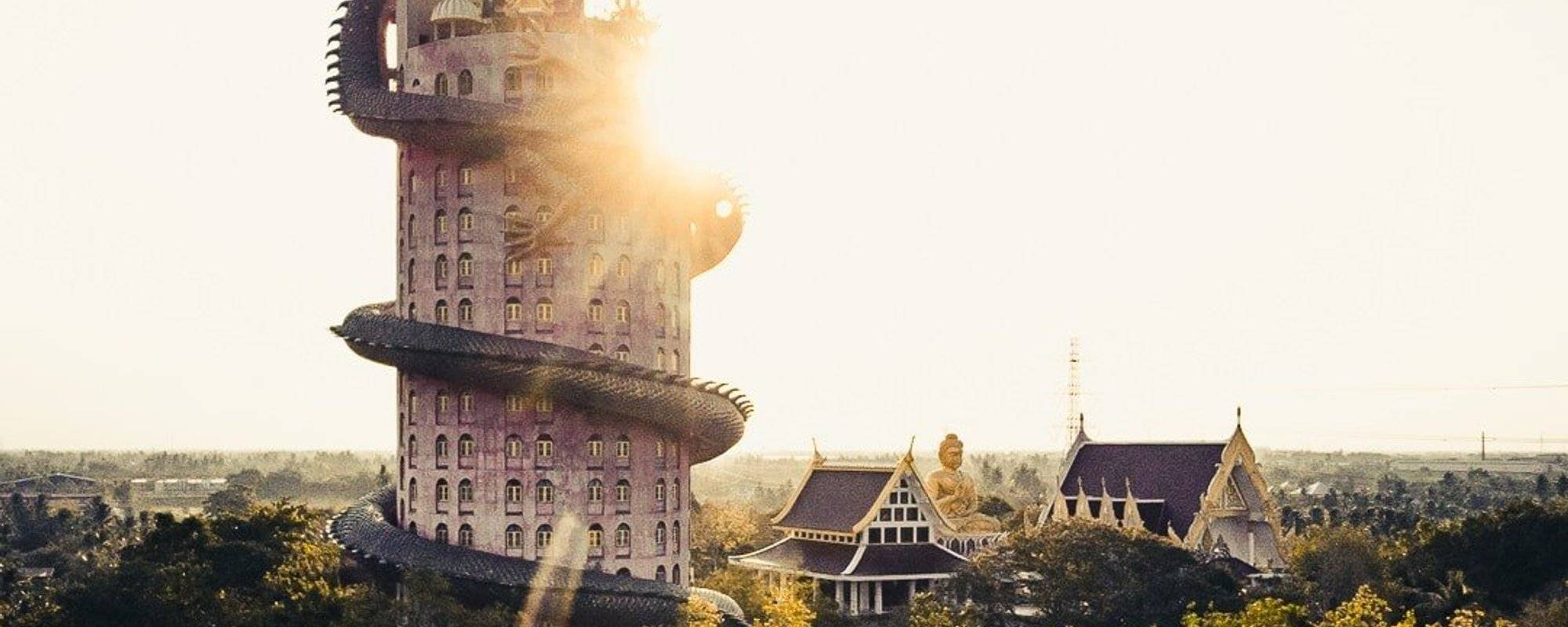Wat Samphran: Sunset at the infamous Dragon Temple - Bangkok, Thailand