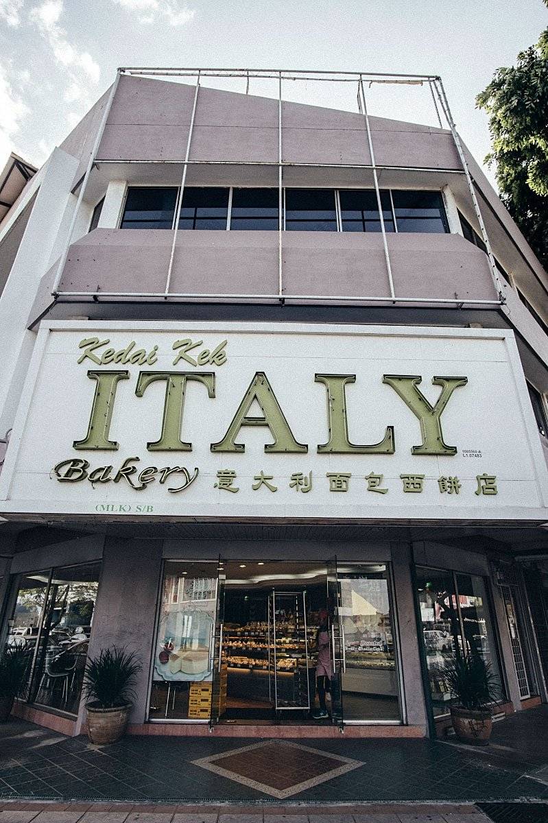 Italy Bakery (1).jpg