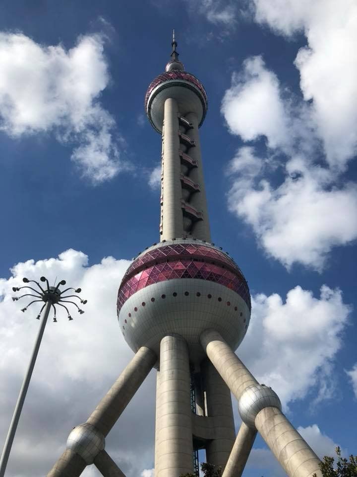 上海东方明珠塔(Shanghai Oriental Pearl Tower) - TravelFeed