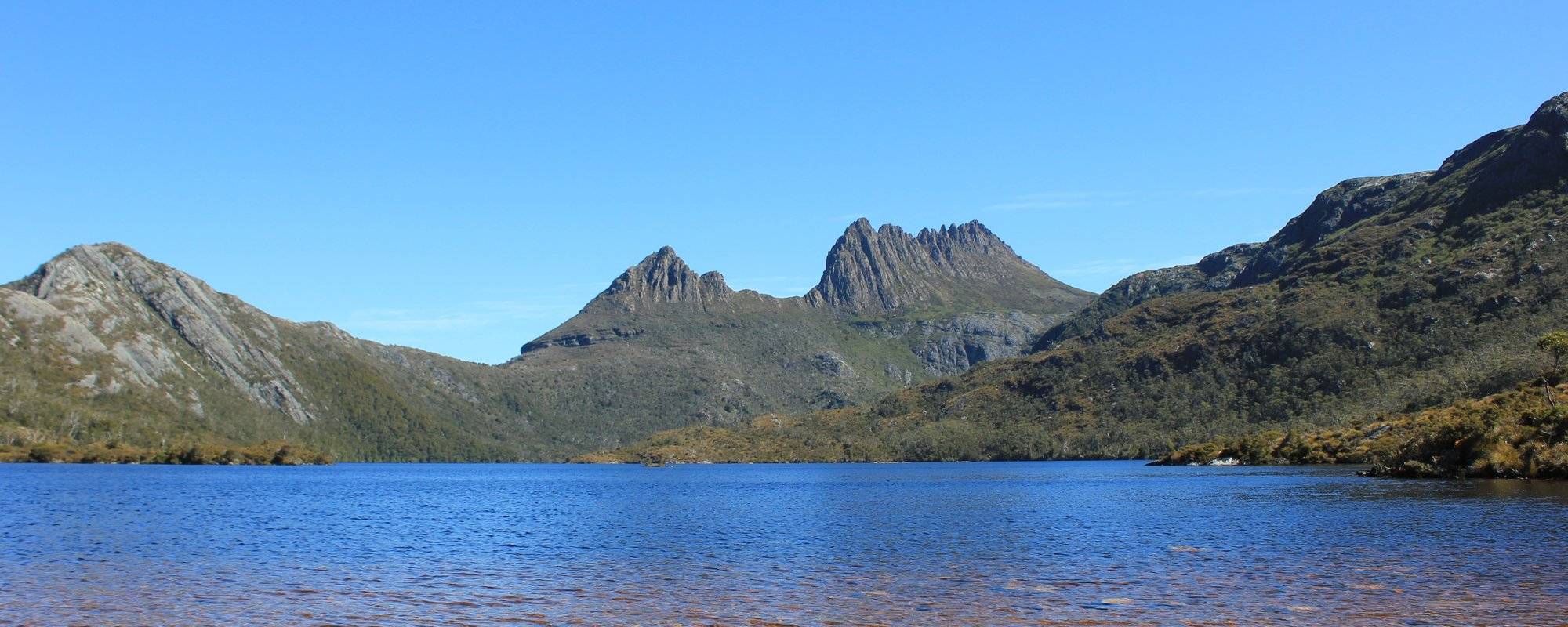 Mismatched Travel Diaries - Tasmania - Mountains, Lakes & Wombats.