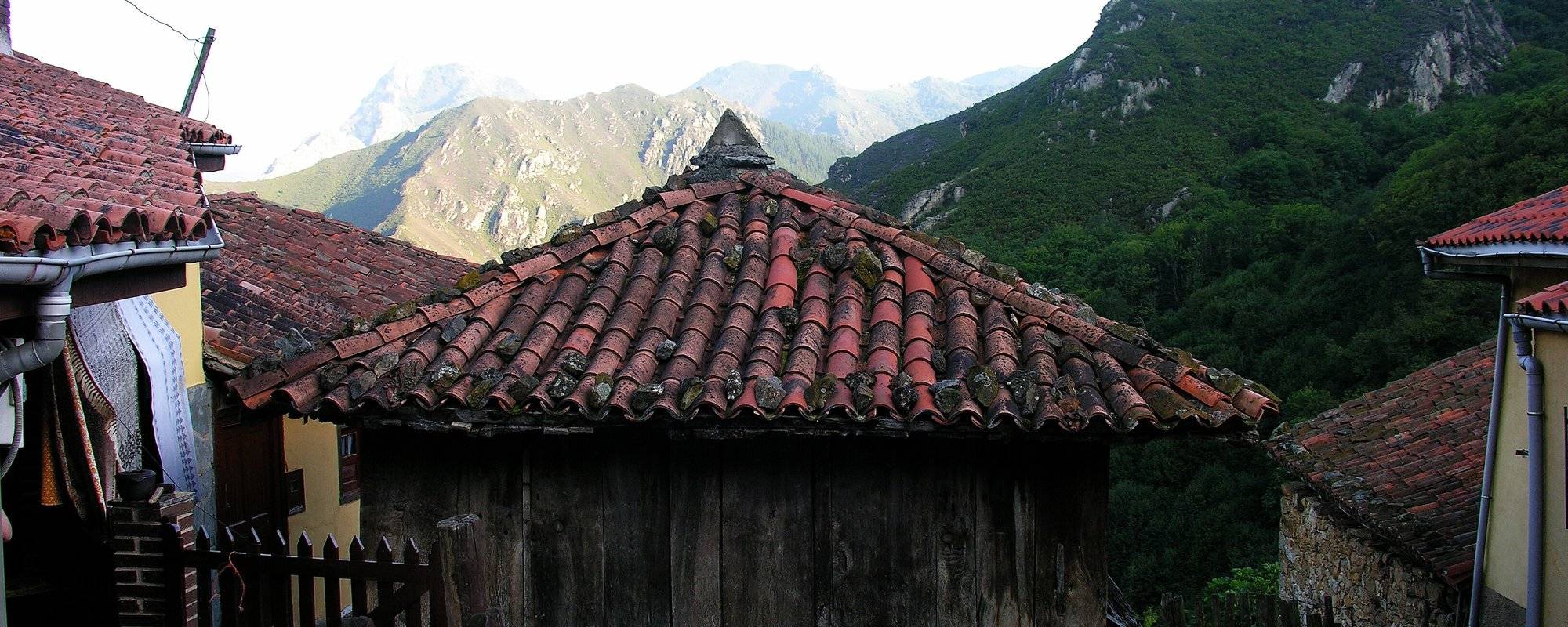 The asturians granaries and their ancestral symbolism