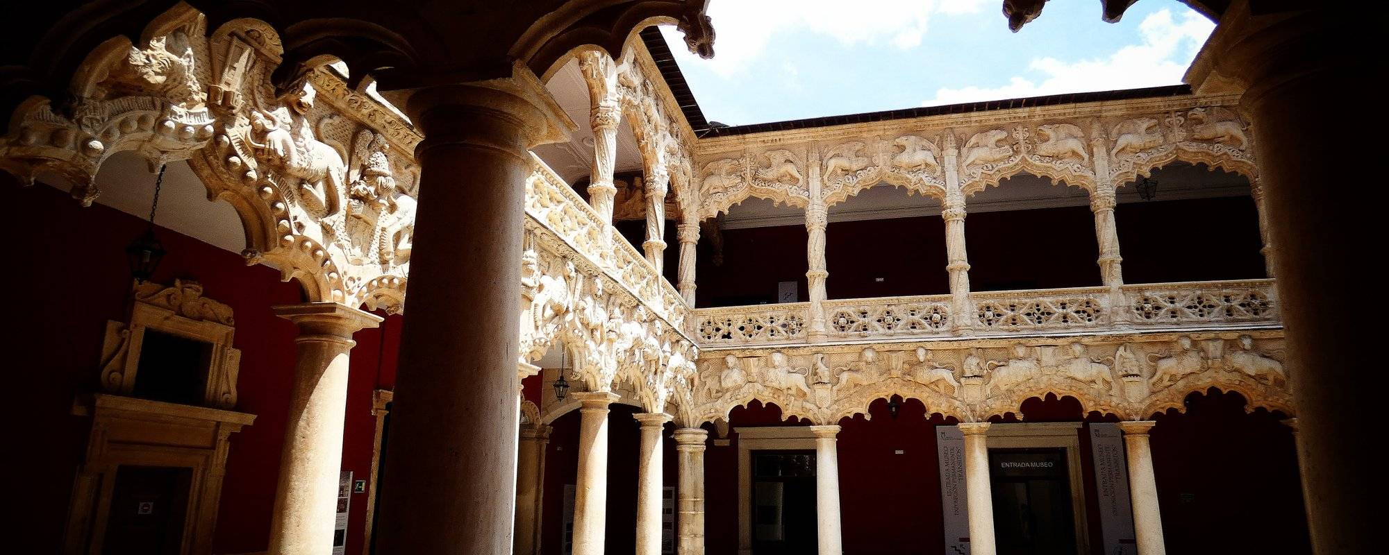 Guadalajara, Spain: daydreams with the Palacio del Infantado