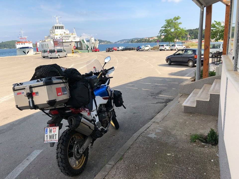 ferry moto.jpg