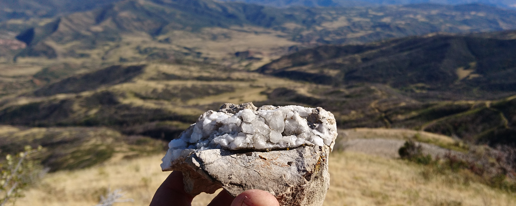 Little Diamond Trail - Fossils & Crystals & Killer Views