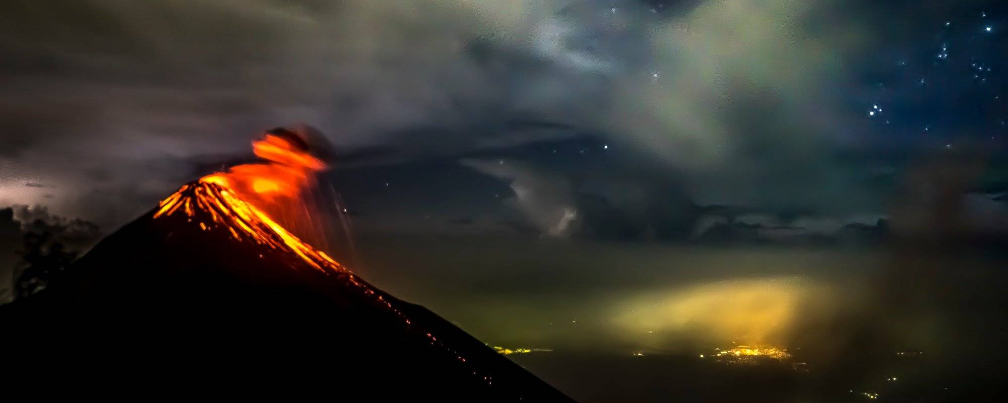 Guatemala Part 6: Spending an unforgettable Night and Sunrise at the Volcano Acatenango (Fotos + Videos)