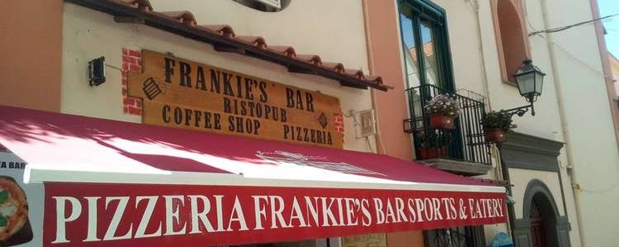 Frankie's Bar Sports & Eatery - Sorrento (NA) Italy