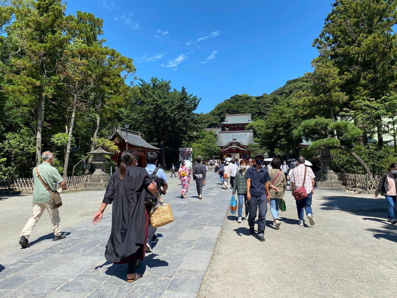 Long walk to the main area