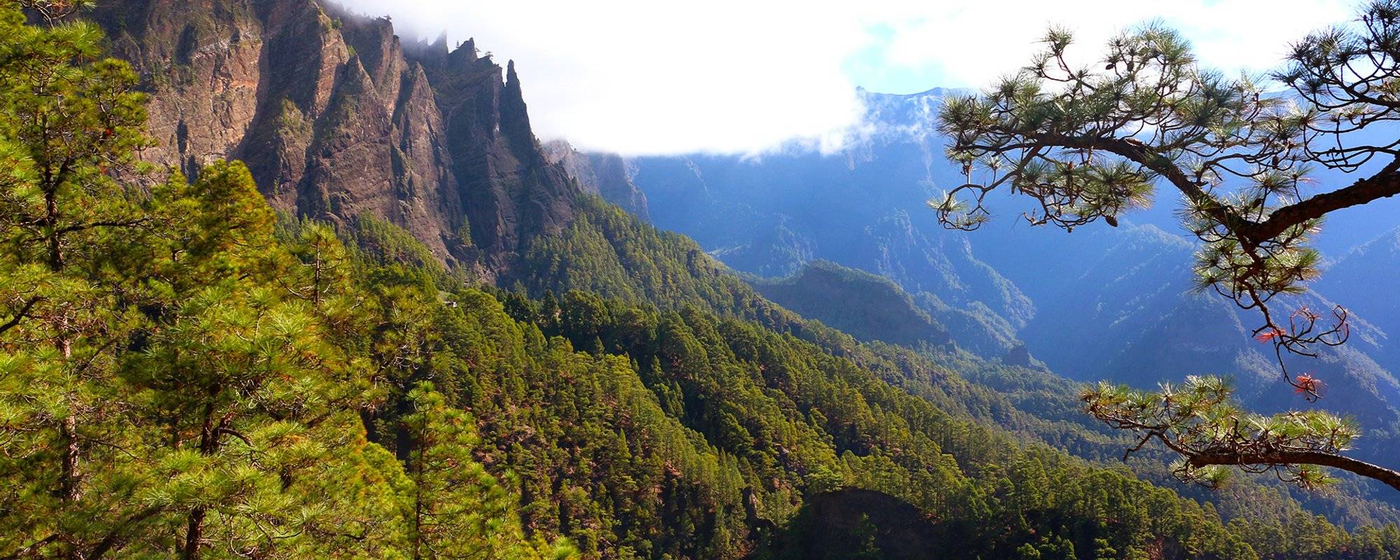 La Palma #4: Hike in the Caldeira de Taburiente with coloured waterfall [EN/GER]