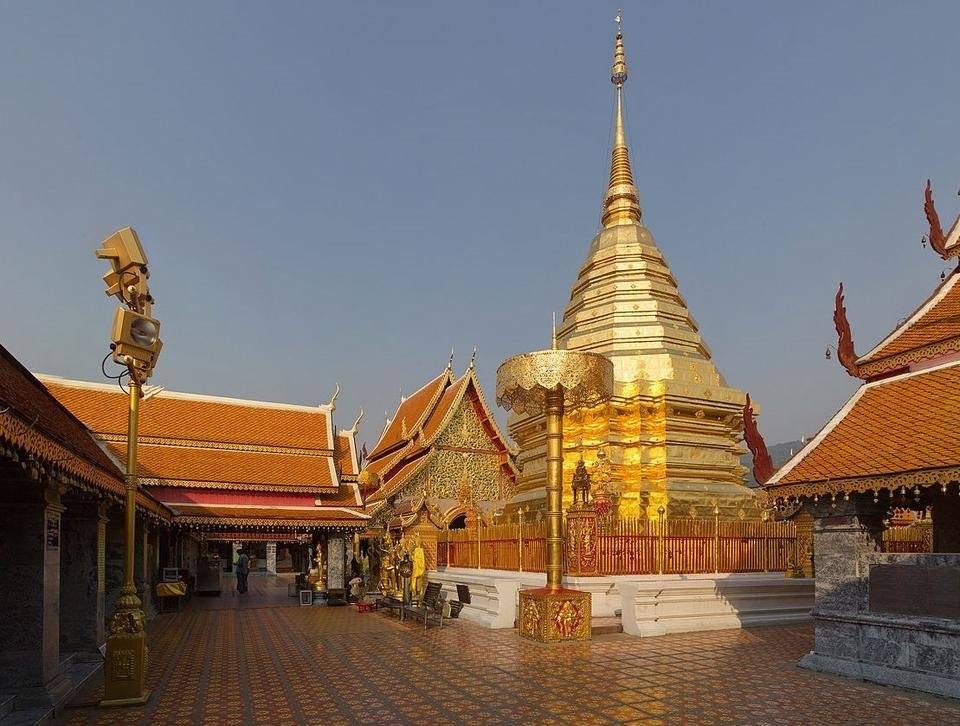 1125px-Wat_Phra_That_Doi_Suthep_-_Chiang_Mai.jpg