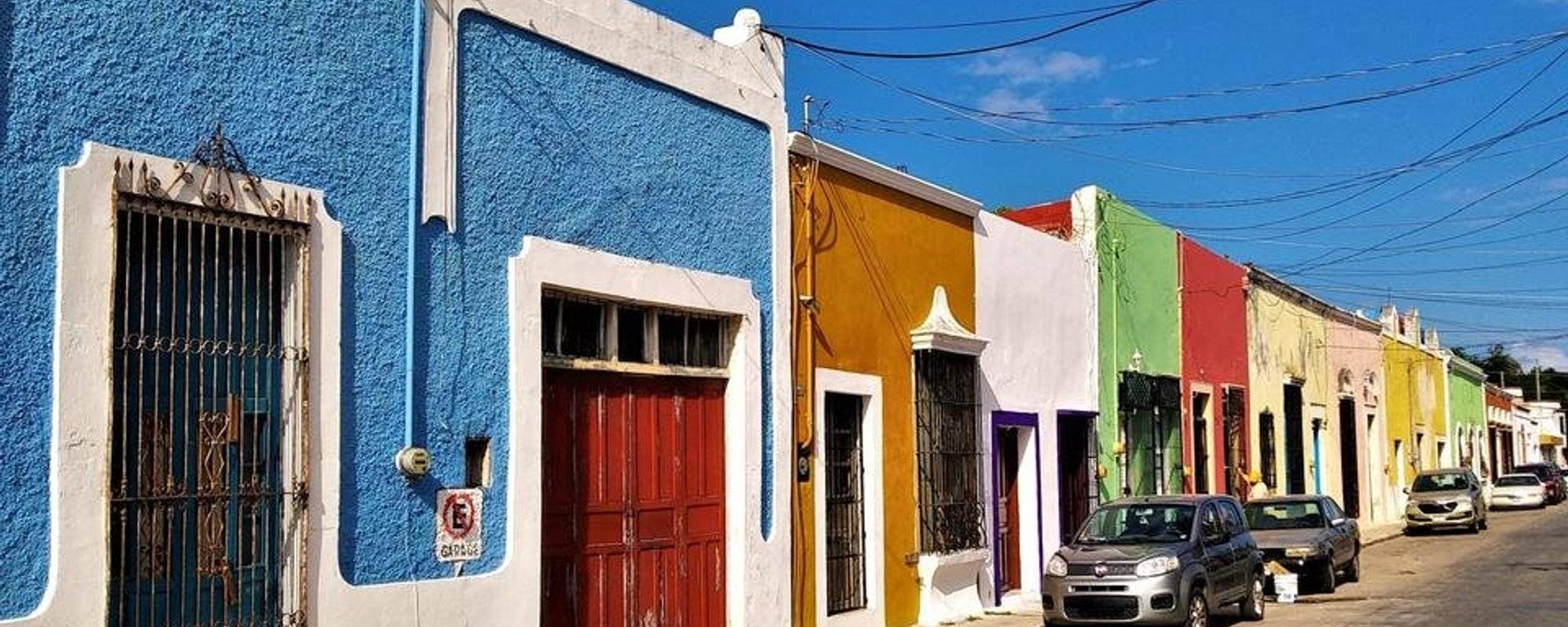 Beauties of Yucatan: picturesque colorful houses of Campeche - part 1