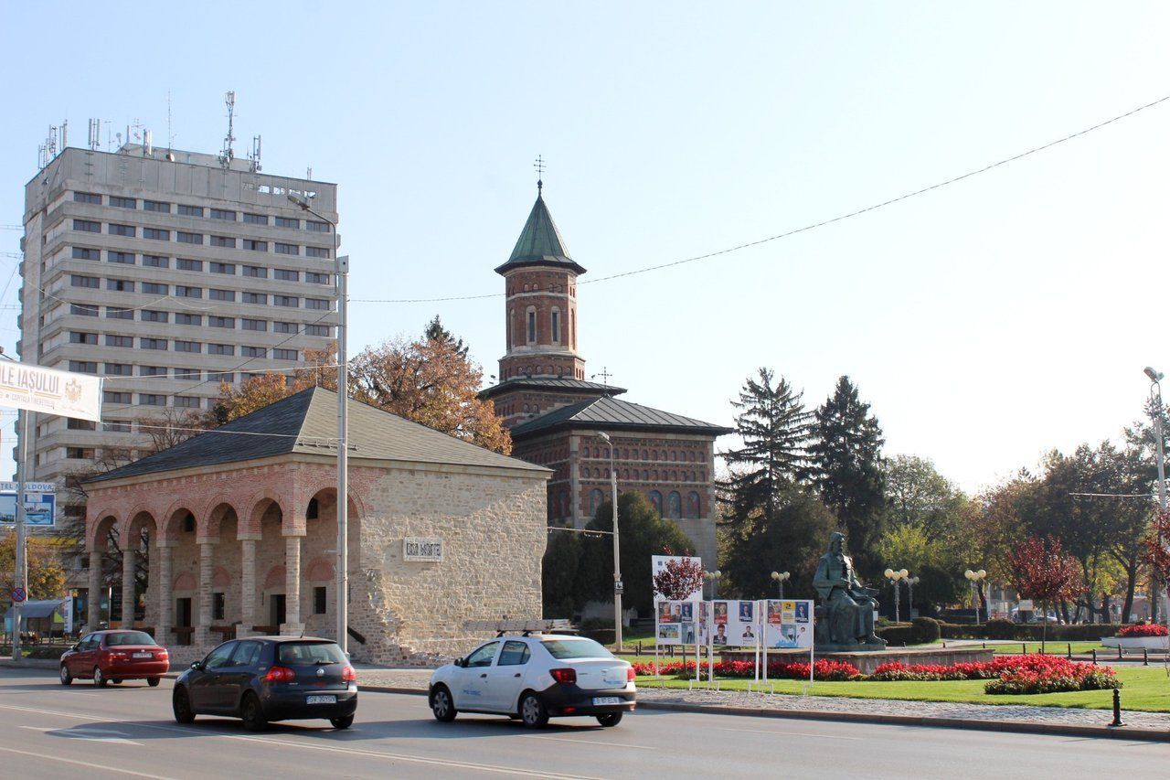 ucda5t.jpg