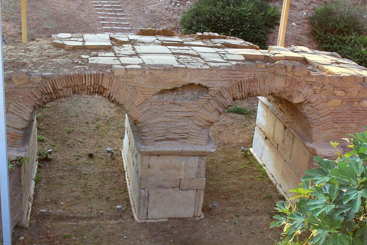 Patras - Ancient Roman bridge / Antike römische Brücke