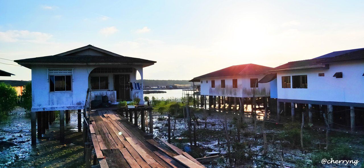 Let’s go Kukup Water Village ~Wednesday Walk~ (带你游龟咯水上村)