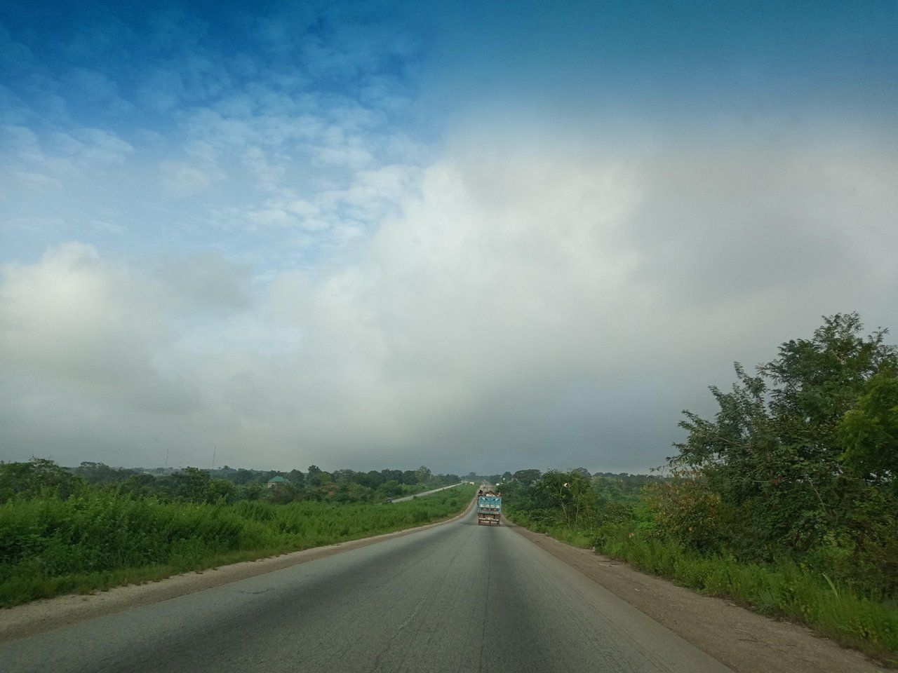 Travel Through The Stones || Green Vegetations || Narrow Roads || Market Square ( Road Trip )