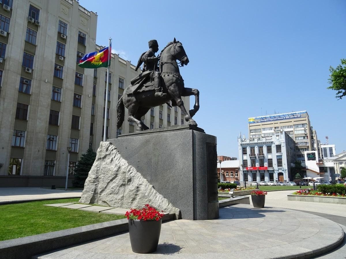 Wednesday walk in the center of Krasnodar