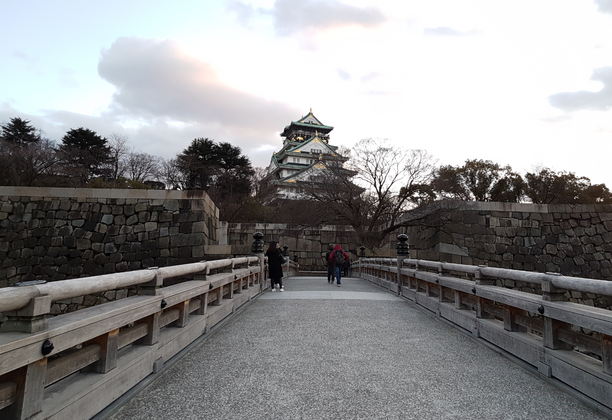 TacoCat’s Travels #92 (Japan 3.0): Snoopin’ Around Osaka Castle!