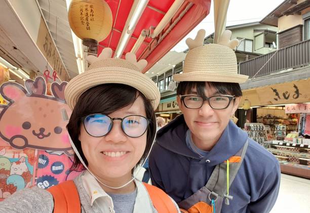TacoCat’s Travels #155 (Hiroshima): Snacking and Shopping on Shrine Island! 😋