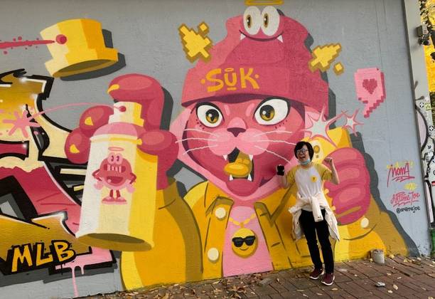 TacoCat’s Travels #239 (Seoul): Getting Lost in the Art-Filled Alleys of Hongdae! 🎨